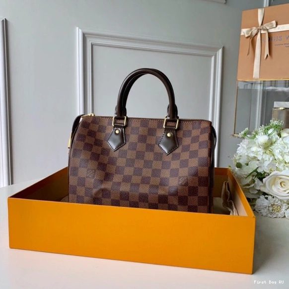 First bag Vuitton 25 Louis SPEEDY 0820